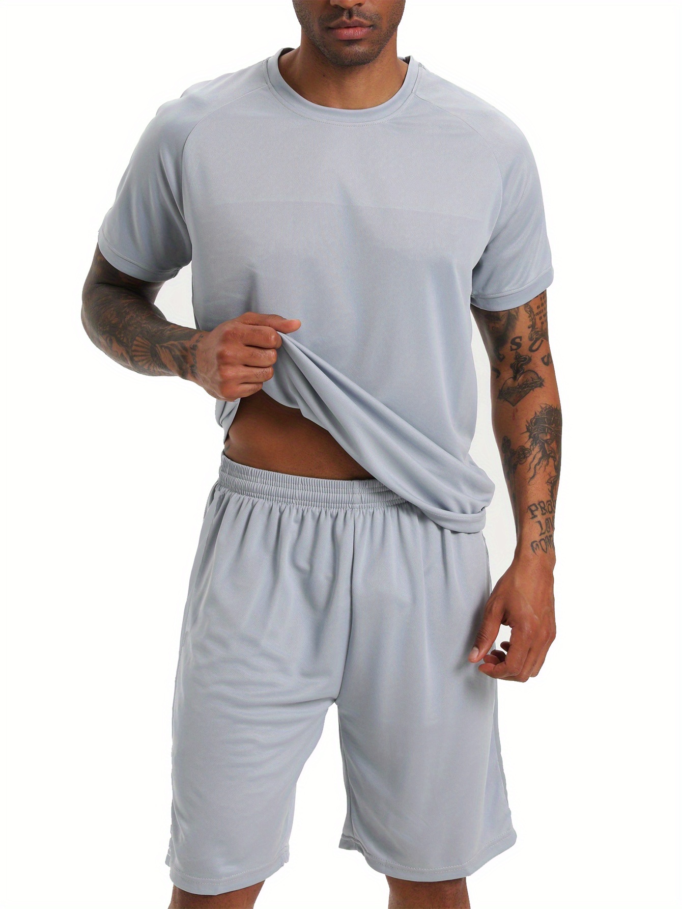 men's 3pcs sports set with short sleeves and shorts, made of lightweight and breathable mesh, perfect for the gym, basketball, and tennis in spring and summer.